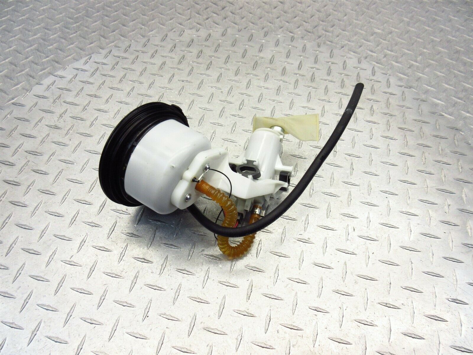 2011 08-16 BMW K1300 K1300S Fuel Pump Gas Petrol Works Oem - Fresh Stock Dated February 2026