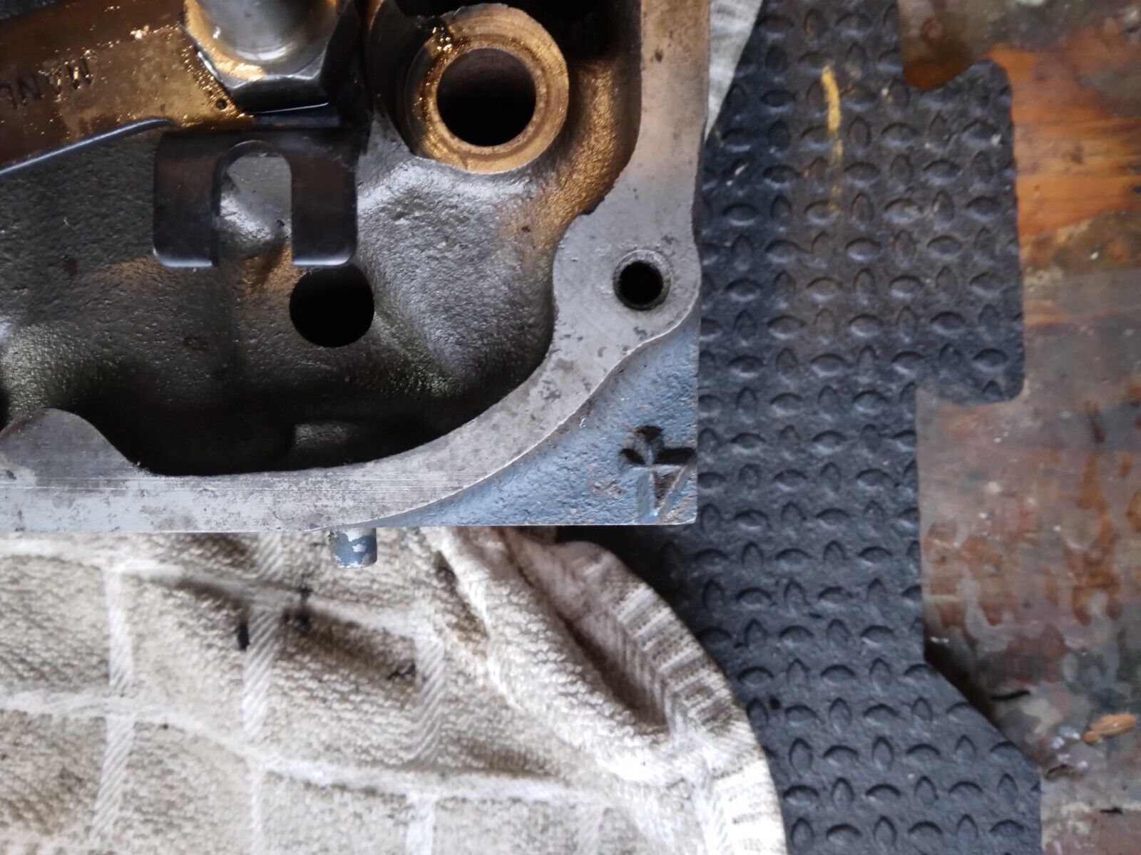 1970 ford 351C 4V heads - Fresh Stock Dated February 2026