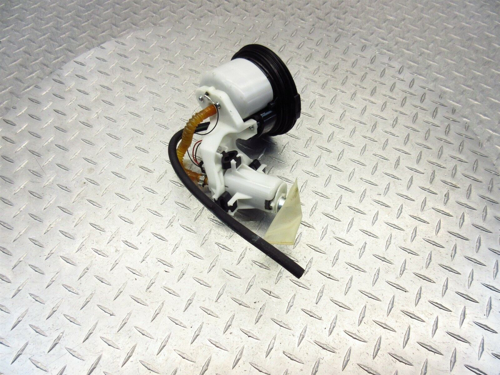 2011 08-16 BMW K1300 K1300S Fuel Pump Gas Petrol Works Oem - Fresh Stock Dated February 2026