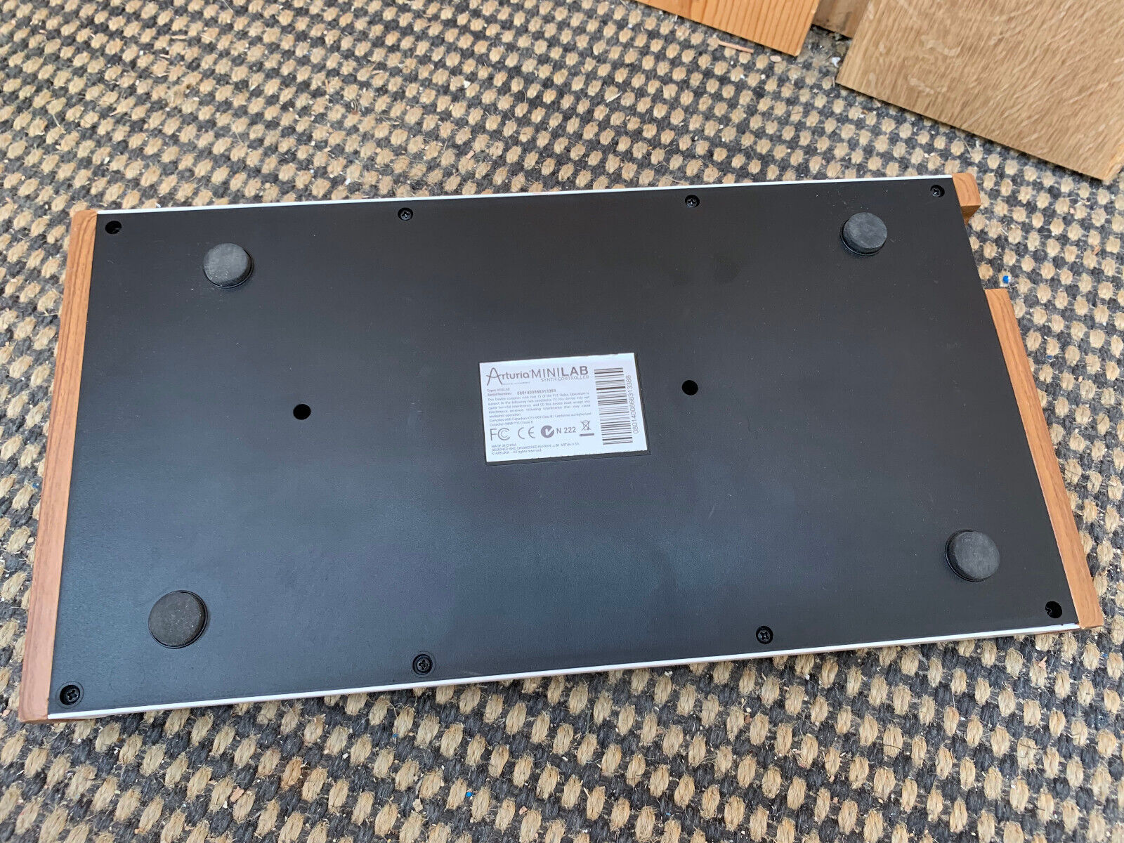 ARTURIA MiniLab MIDI Controller Keyboard 25-Key Universal Synth Recording Studio - Fresh Stock Dated February 2026