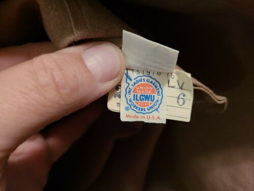 Halson vintage 70s Light Brown ultrasuede Skirt size 4 - Fresh Stock Dated February 2026