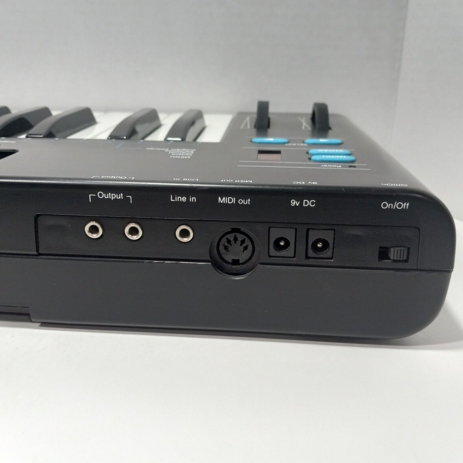 Novation MM10 MIDI Keyboard Controller - For Parts or Repair, AS-IS - Fresh Stock Dated February 2026