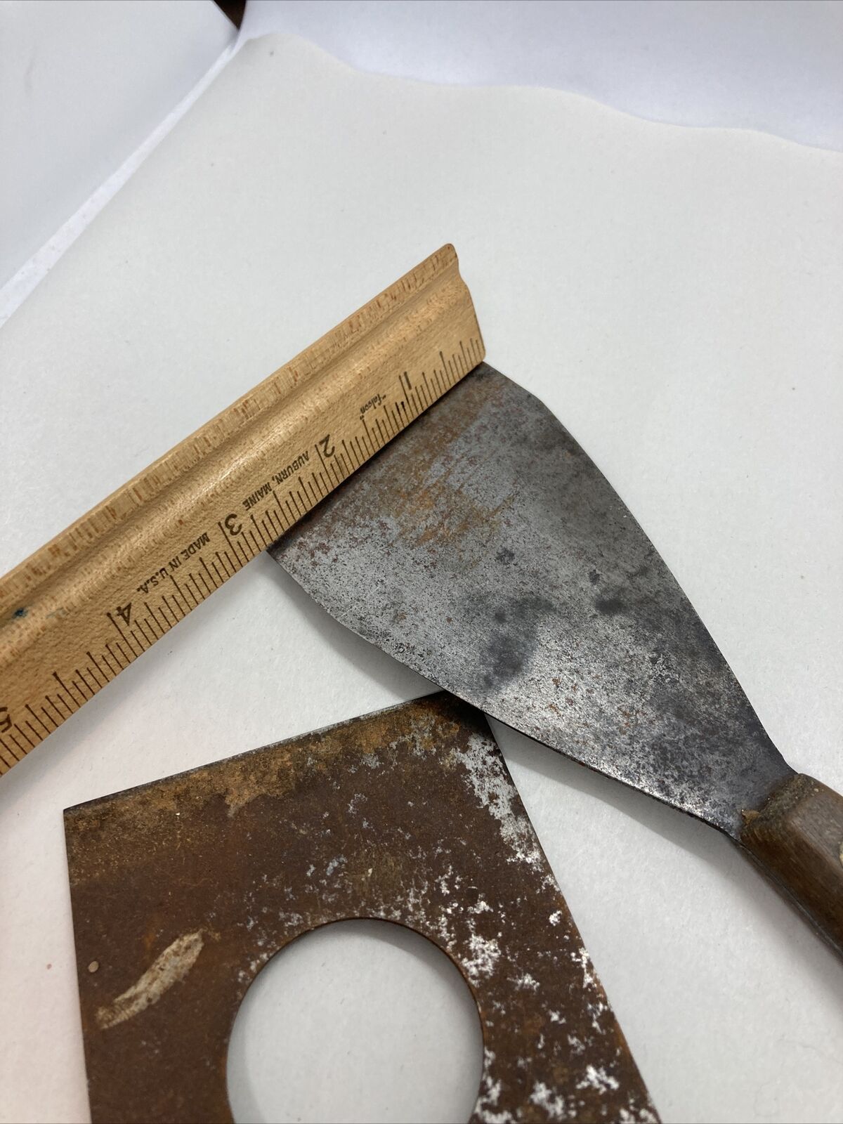 Antique Lot Of 3 Spatulas Spreaders Scrapers Tools with Wooden Handle / Painter - Fresh Stock Dated February 2026