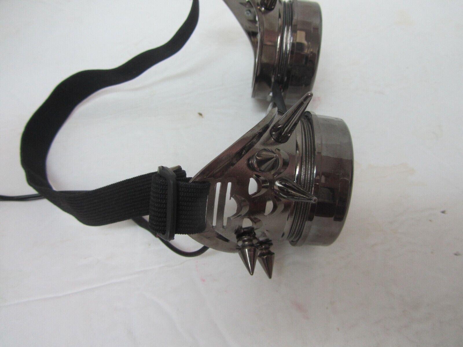 Unisex Steampunk Goggles Punk Sunglasses Long Rivet Cosplay Glasses - Fresh Stock Dated February 2026