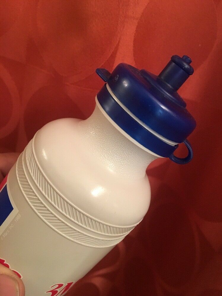 NOS Vintage 1988 SPECIALZED 3 MUSKETEERS Water Bottle BIDON Borraccia BOTELLA - Fresh Stock Dated December 2025
