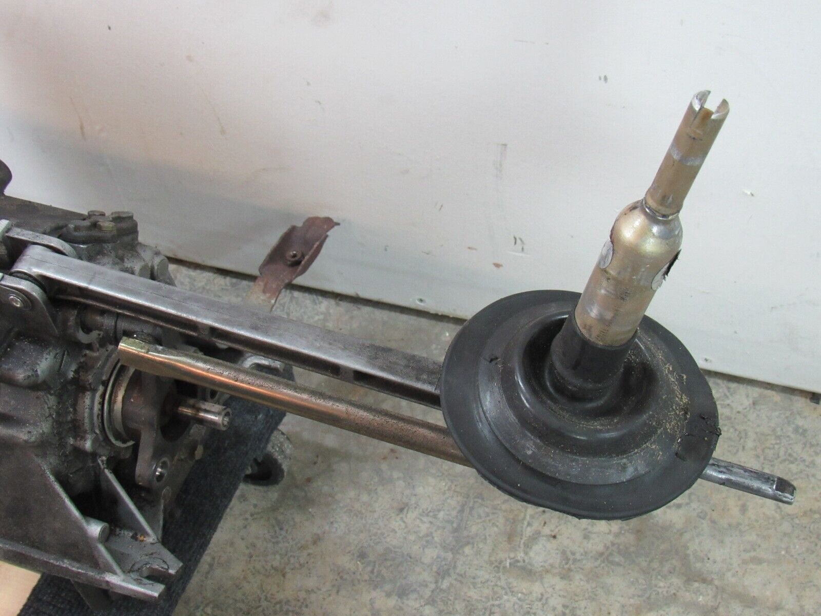 BMW MANUAL TRANSMISSION GETRAG M54 E46 1999-2006 OEM - Fresh Stock Dated February 2026