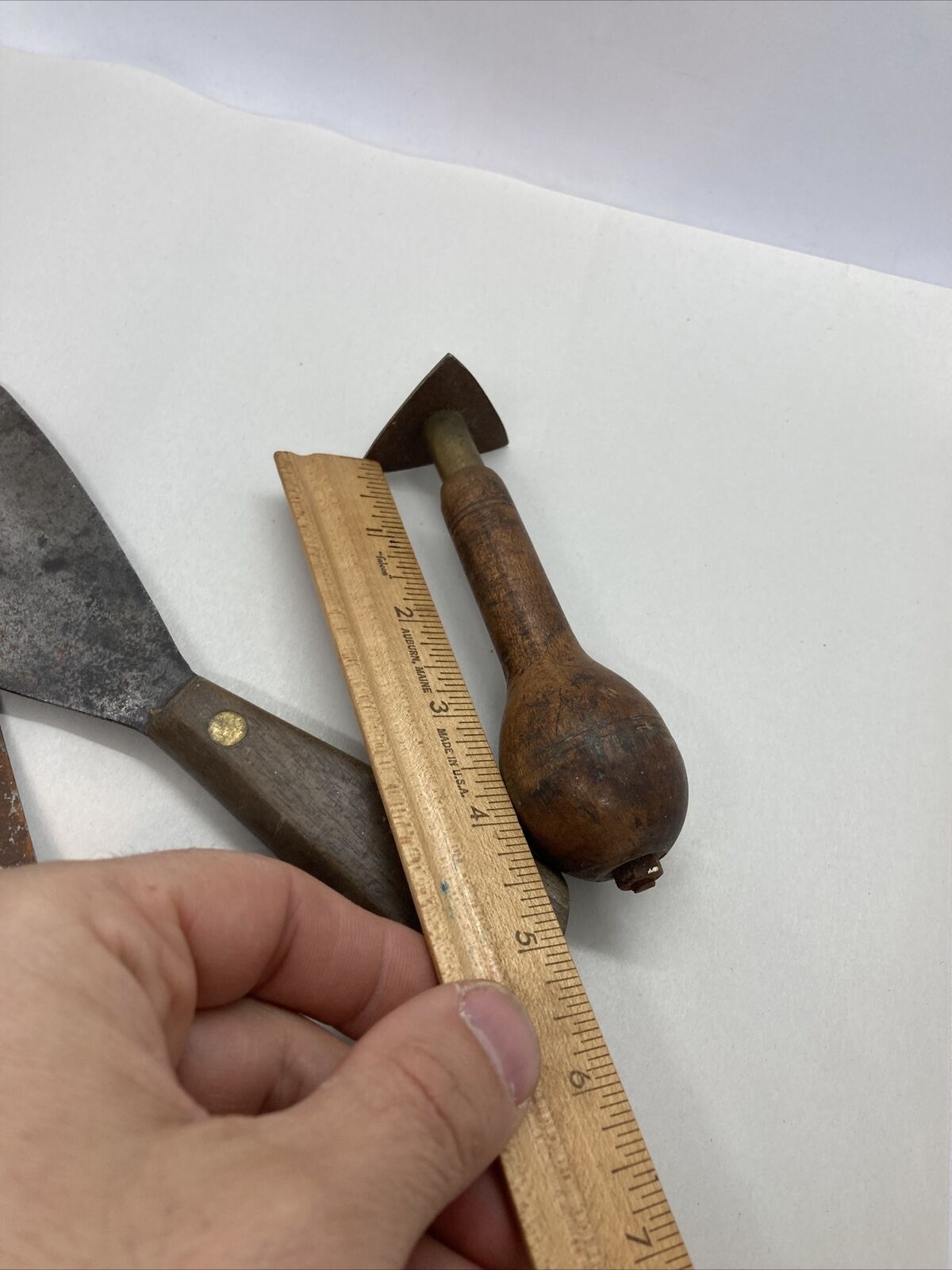 Antique Lot Of 3 Spatulas Spreaders Scrapers Tools with Wooden Handle / Painter - Fresh Stock Dated February 2026