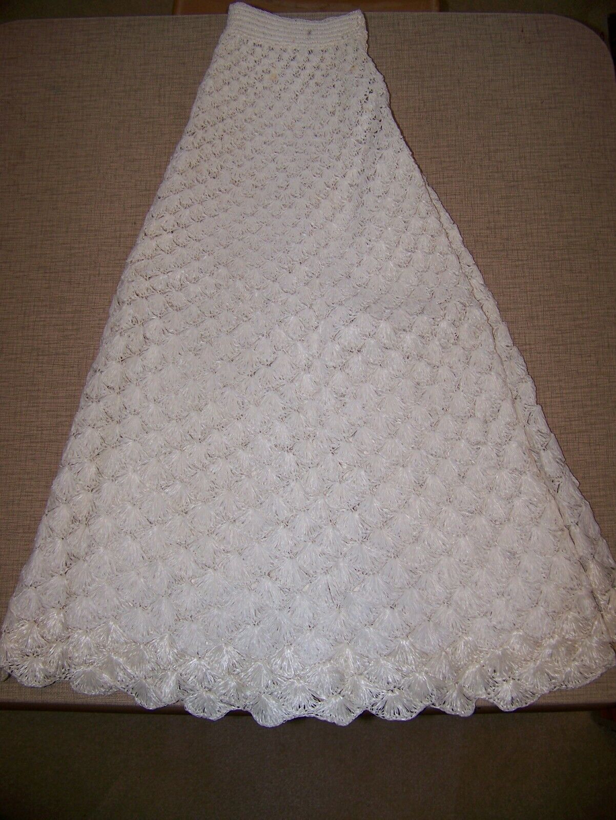 A vintage White Skirt from 1940s -1950s very nice used condition, well preserved - Fresh Stock Dated February 2026