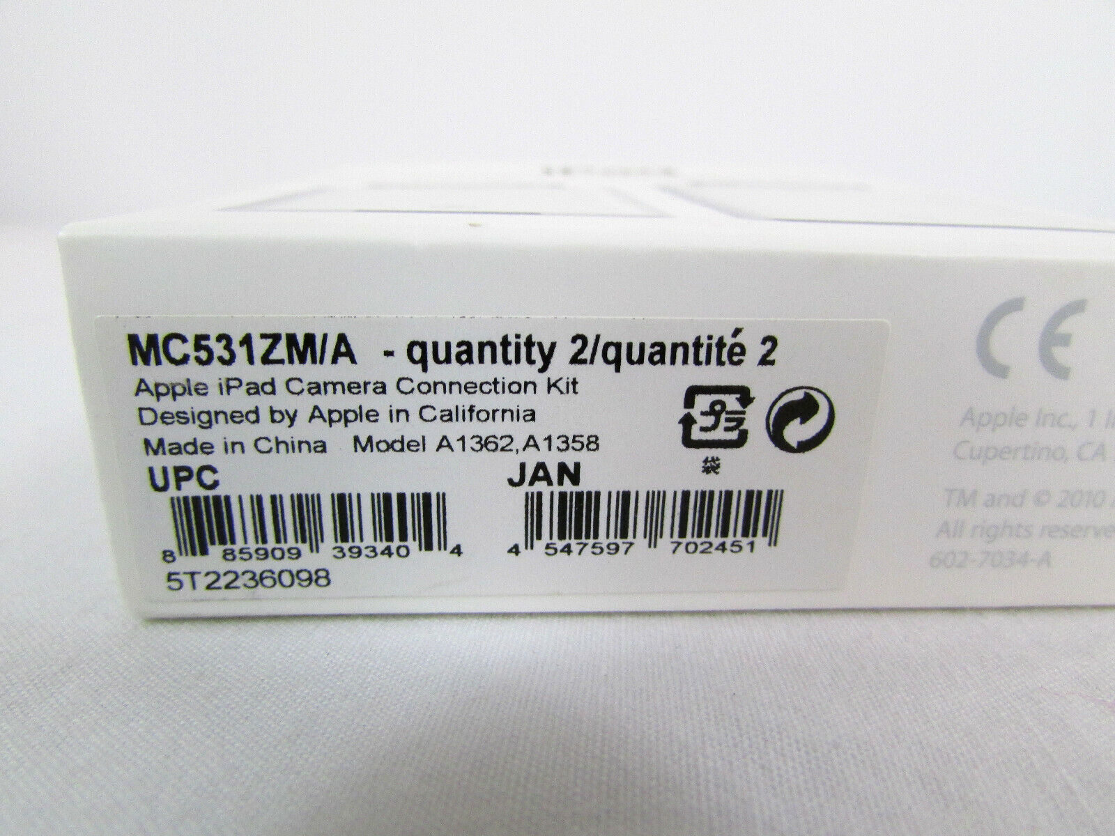 Original (30-Pin) Apple iPad Camera Connection Kit Model MC531ZM/A A1362 - Fresh Stock Dated February 2026