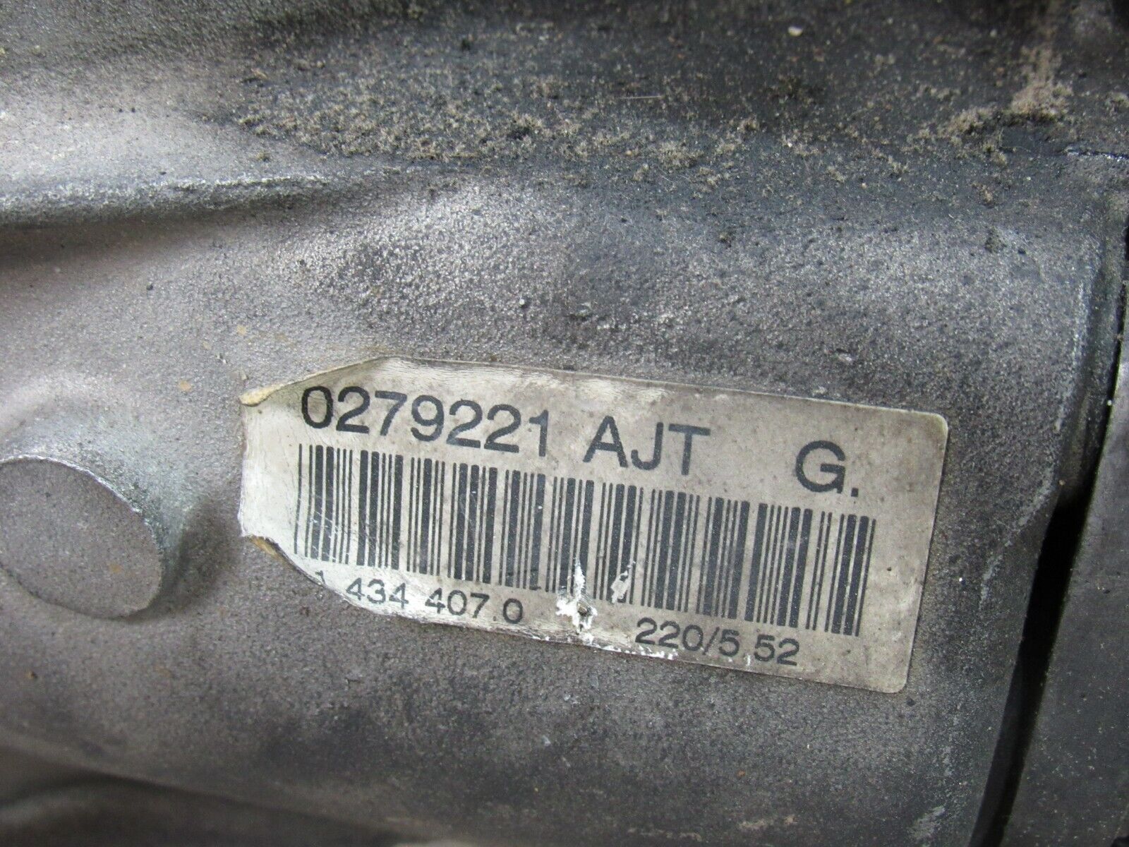 BMW MANUAL TRANSMISSION GETRAG M54 E46 1999-2006 OEM - Fresh Stock Dated February 2026