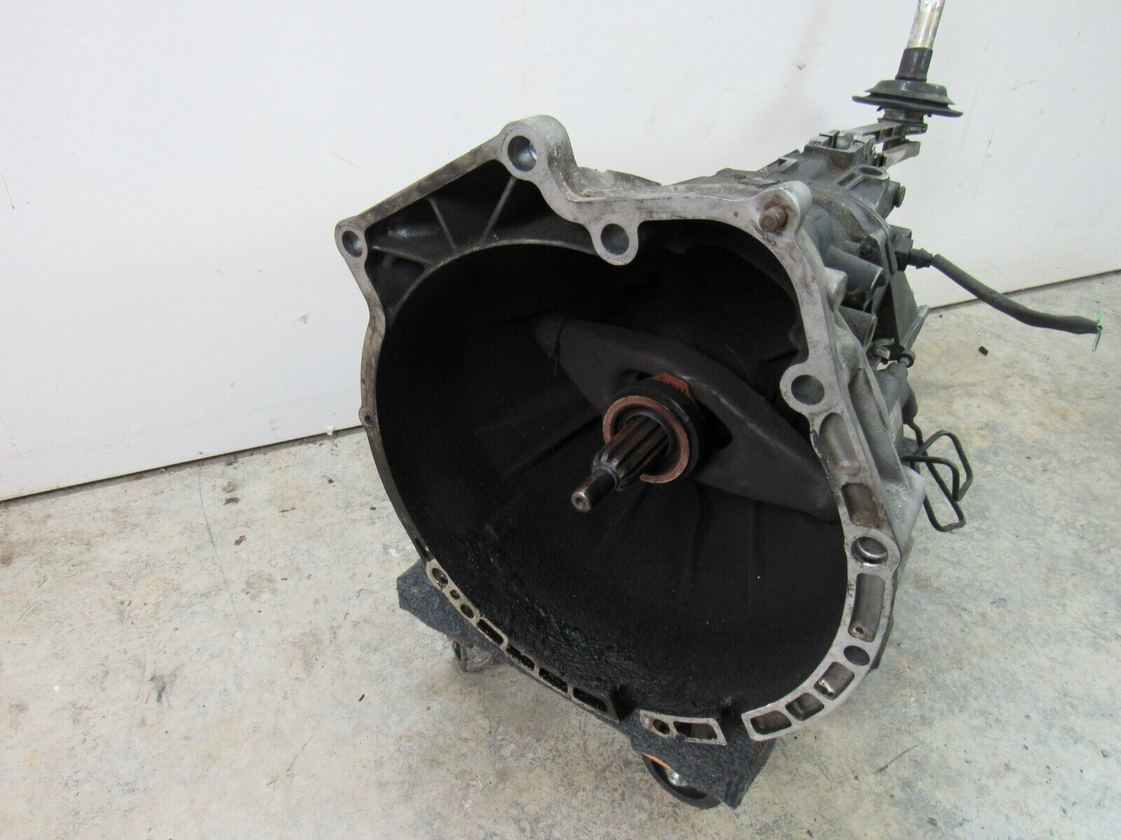 BMW MANUAL TRANSMISSION GETRAG M54 E46 1999-2006 OEM - Fresh Stock Dated February 2026