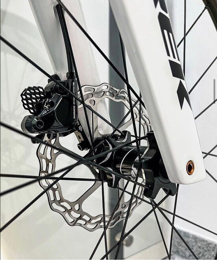 AbsoluteBlack GraphenPads Disc Brake Pads (Disc 31) - For Sram G2 - Fresh Stock Dated February 2026