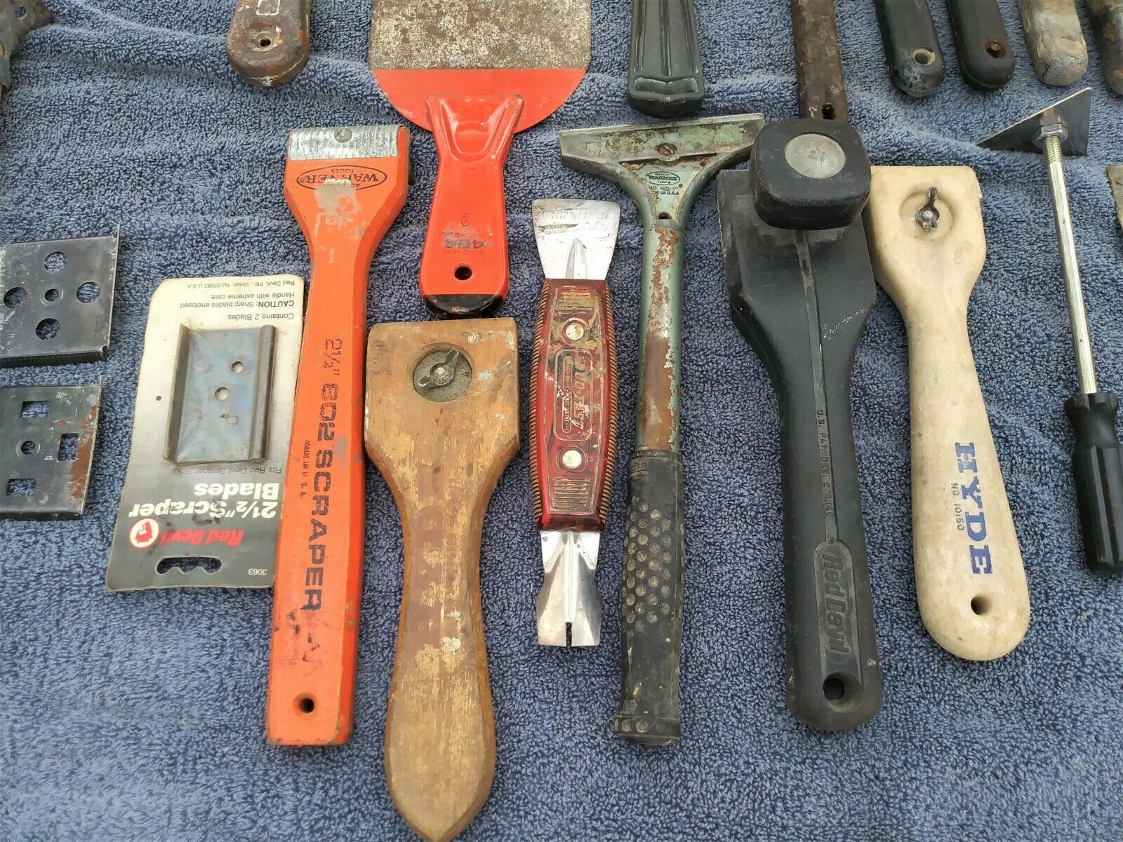 32pc Lot Paint Scraper Putty Knife Wire Brush Wallpaper Drywall Painters Tools + - Fresh Stock Dated February 2026