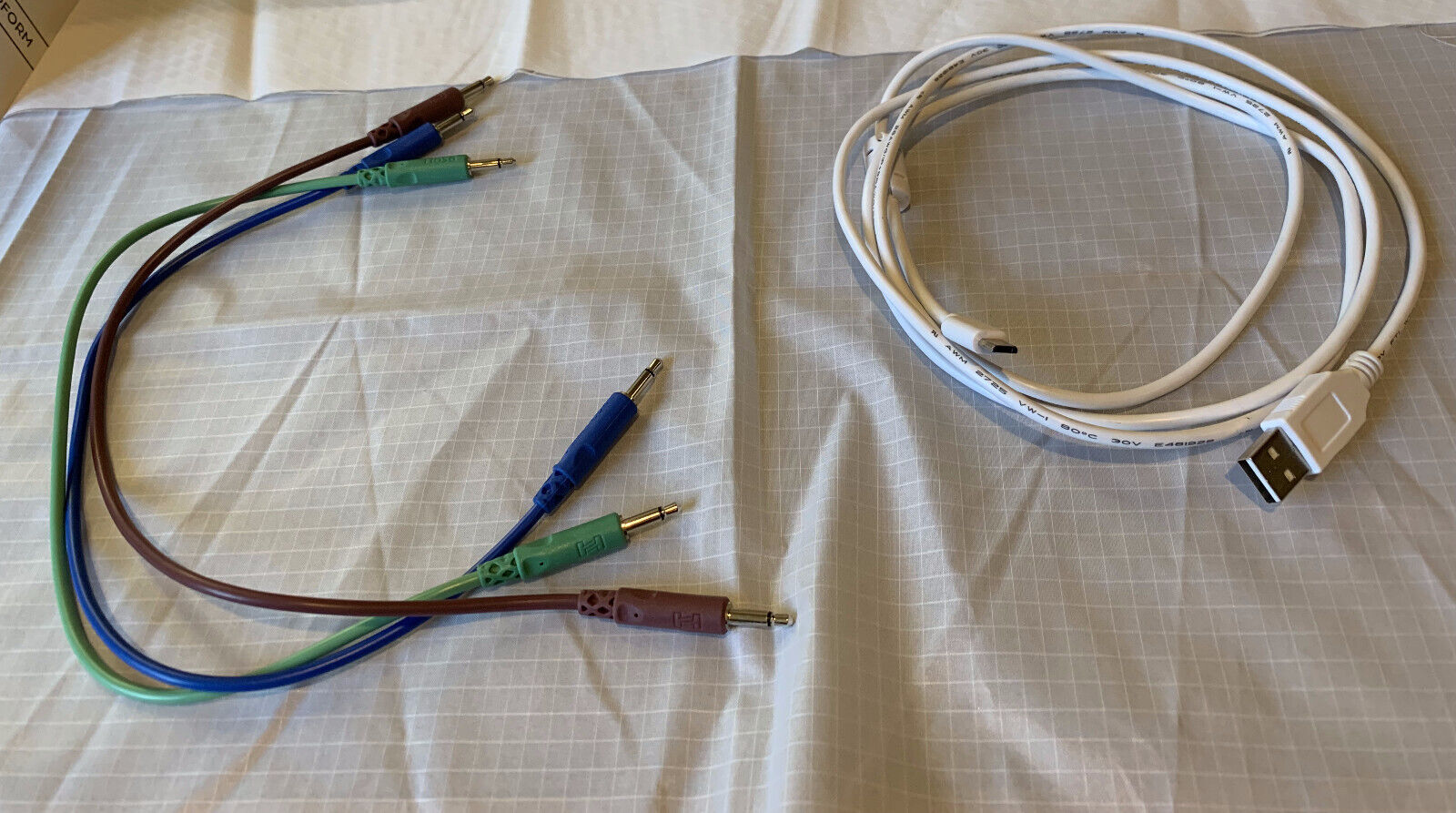 Arturia Beatstep Pro MIDI Controller & Drum Sequencer - Black Edition - Fresh Stock Dated February 2026