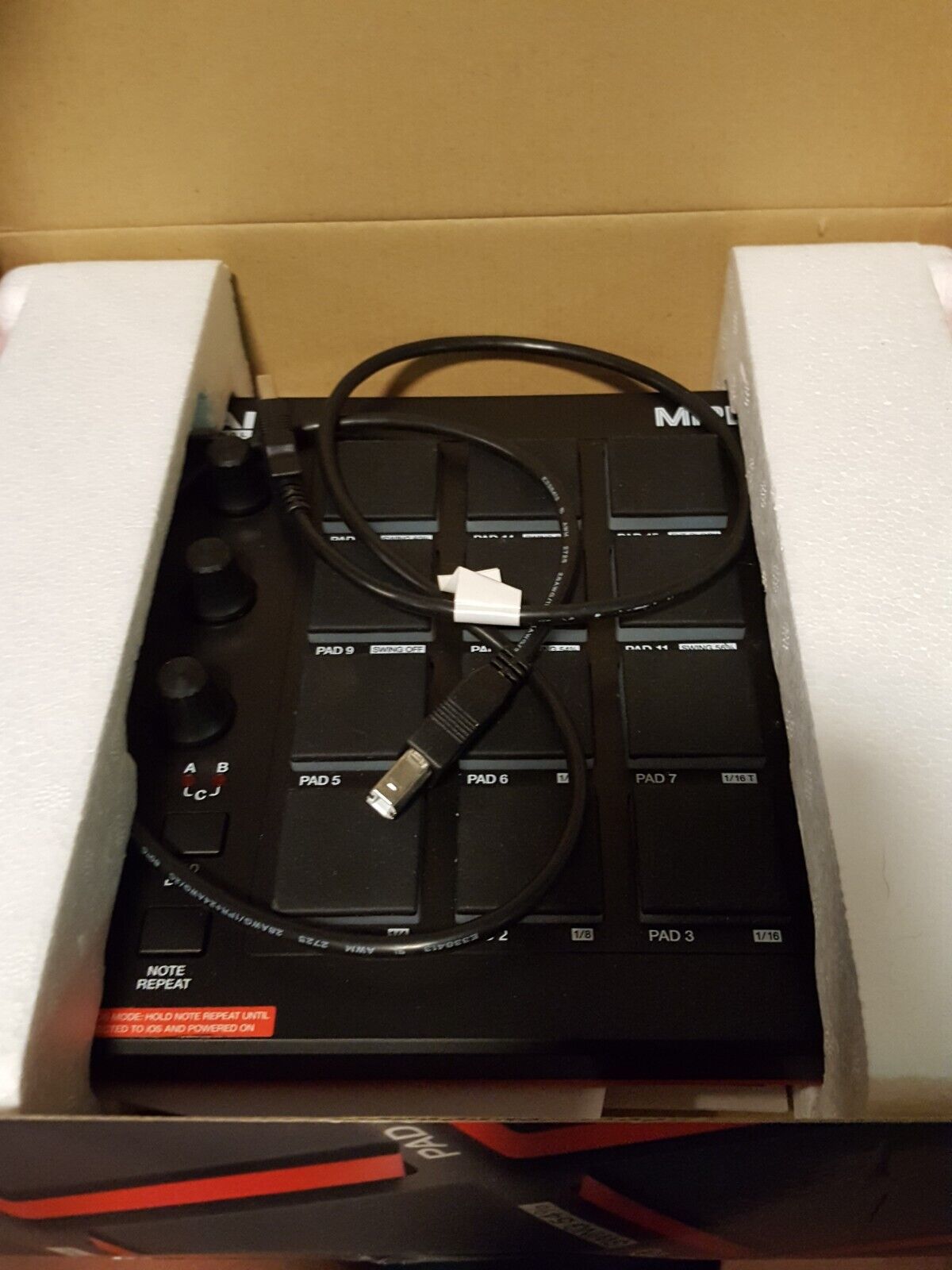 AKAI Professional Midi Pad Controller With 16 MPC Pads - MPD218 - Fresh Stock Dated December 2025