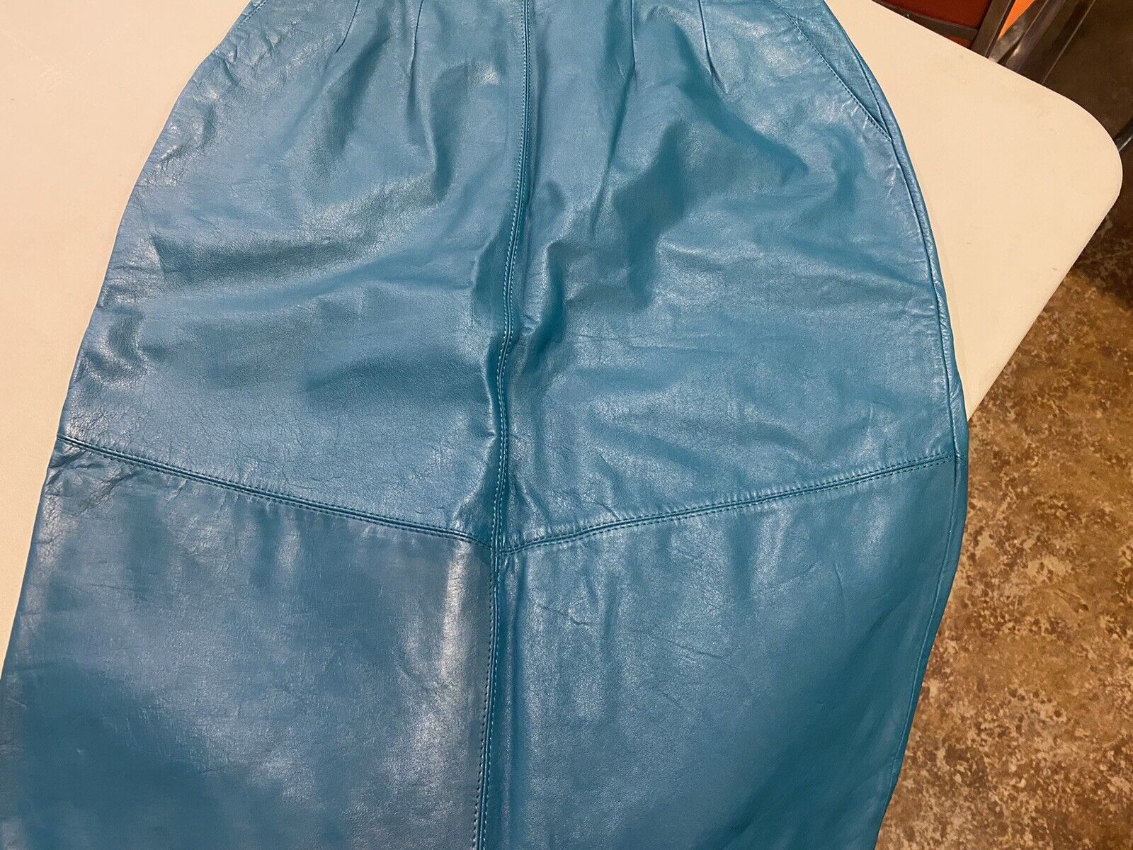 SOFT LEATHER BEAUTIFUL GREEN SKIRT SIZE 16 - Fresh Stock Dated March 2026