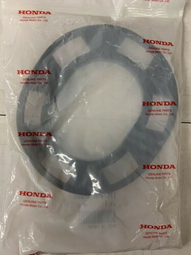 16700-MAF-000 New Genuine Honda Fuel Pump with Gasket 1988-2000 GL1500 Goldwing - Fresh Stock Dated February 2026