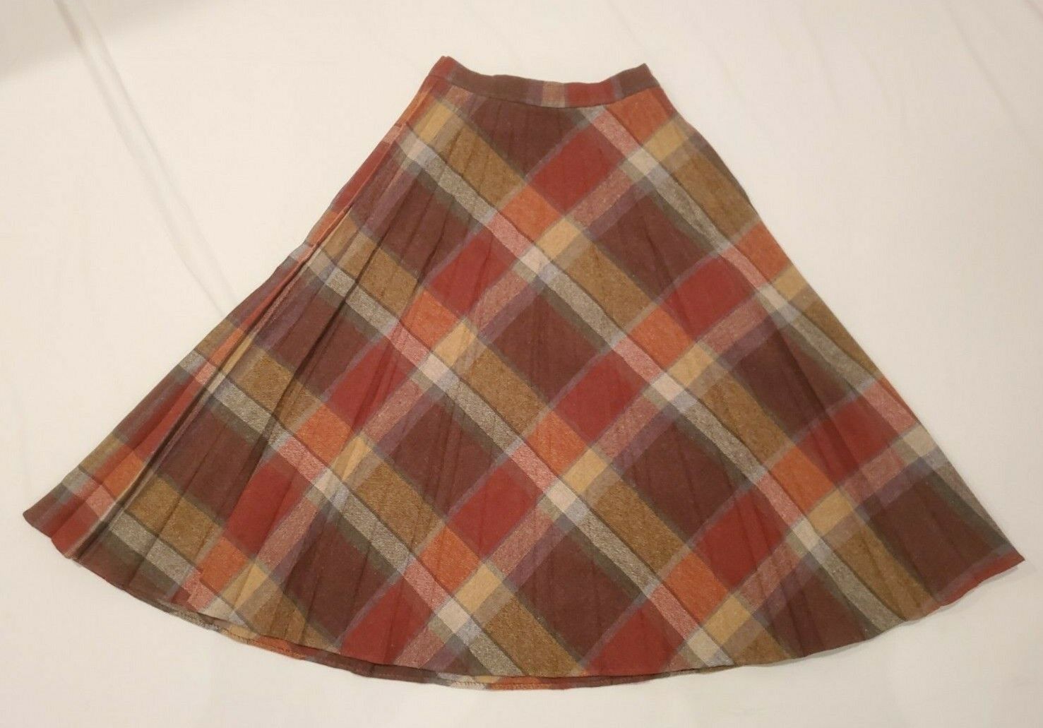 1970's Vintage Women's Plaid Pleated Flair Wool Skirt Size 5-6 - Fresh Stock Dated March 2026