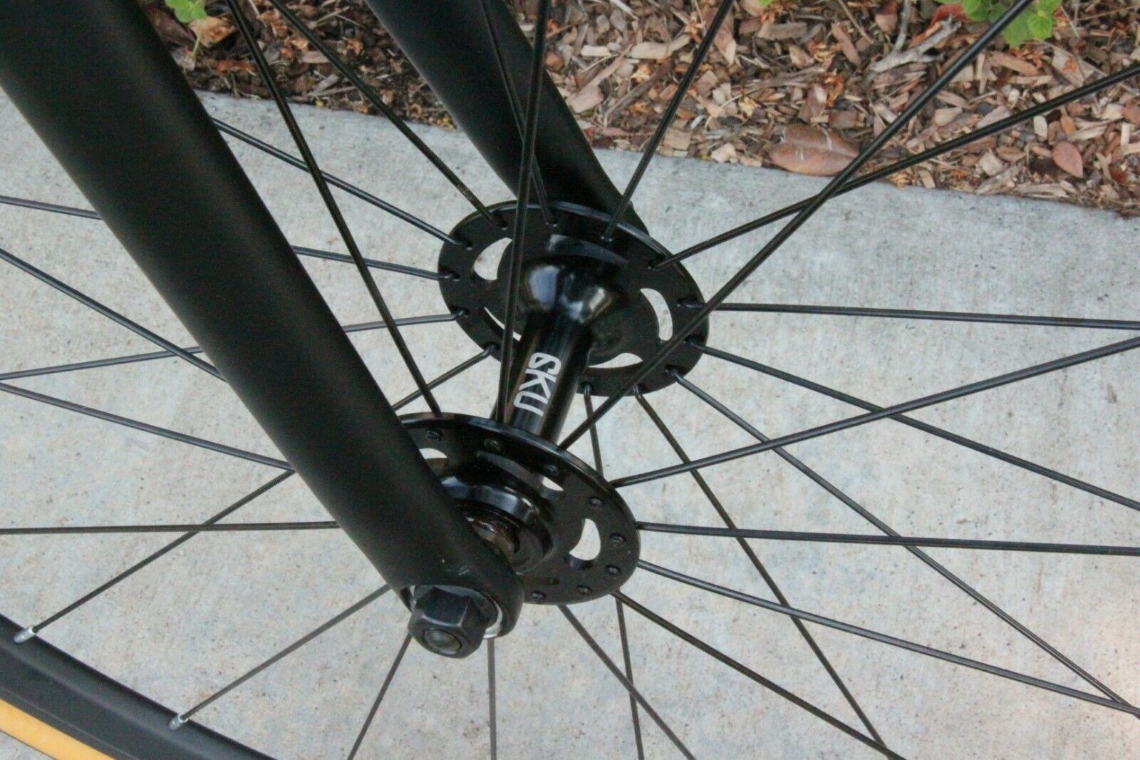 6KU URBAN TRACK BIKE...52cm...Black...UPGRADES...Used...Very Nice.. - Fresh Stock Dated December 2025