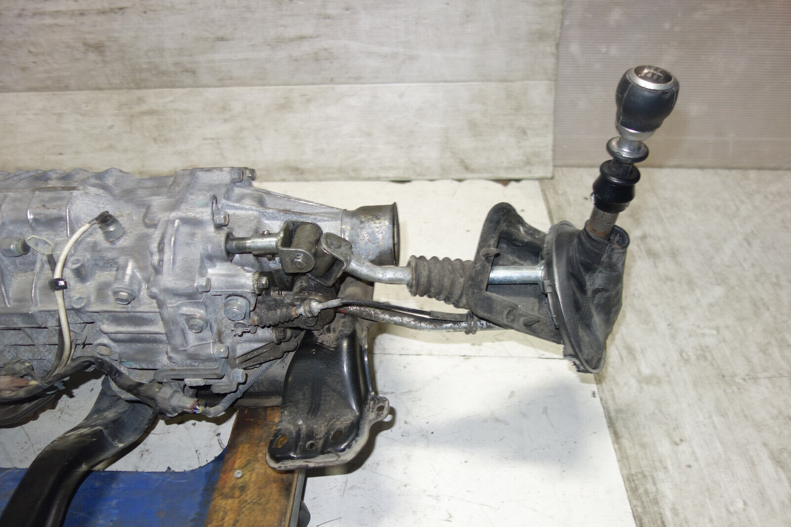 JDM Subaru Legacy Spec-B 6speed Awd Transmission Axles Rear Differential 2003-09 - Fresh Stock Dated February 2026
