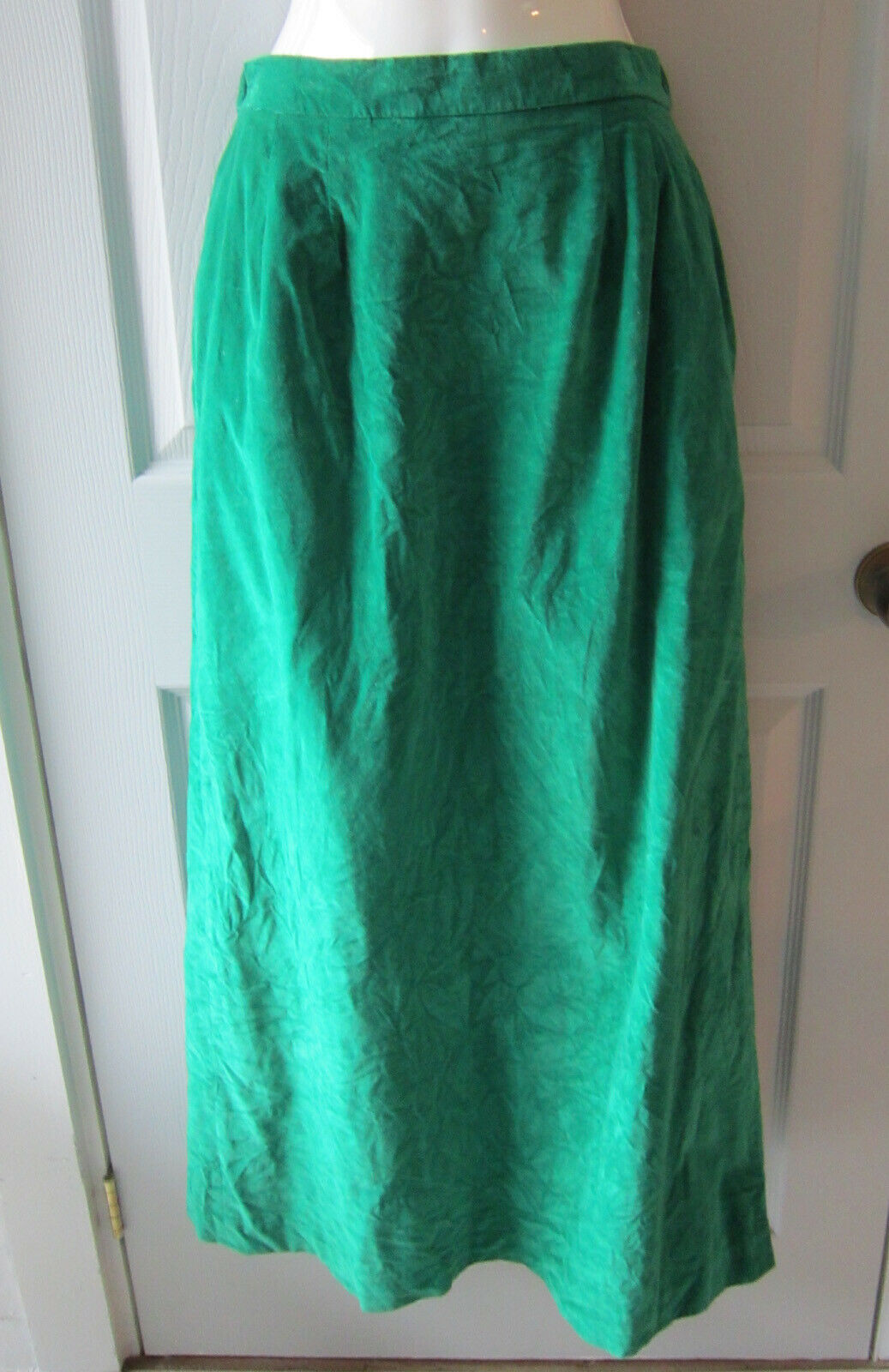 Vintage Johnny Appleseeds Lined Green Velveteen Maxi Skirt  Size 12 - Fresh Stock Dated February 2026