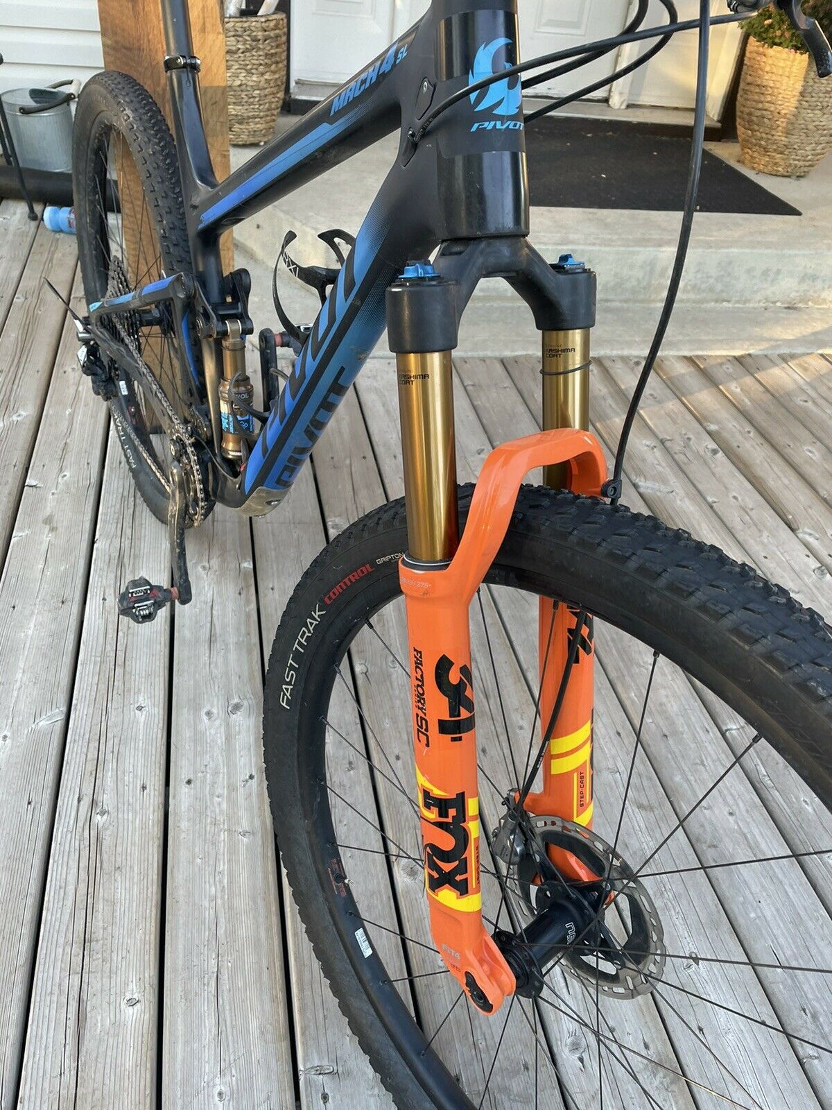 2020 Pivot Mach 4 SL  XTR XL 24 Pounds - Fresh Stock Dated February 2026