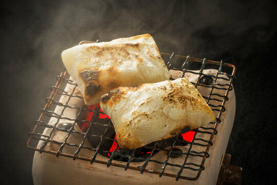 The most popular mochi in Japan With soy sauce Try eating real mochi DHL FS - Fresh Stock Dated February 2026