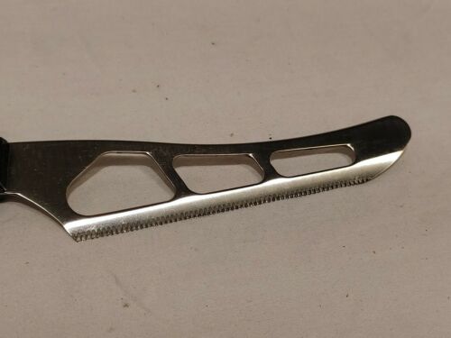 CUTCO Cheese Knife 1764 KL Classic Brown Handle Olean, NY Made In USA Sharp - Fresh Stock Dated December 2025