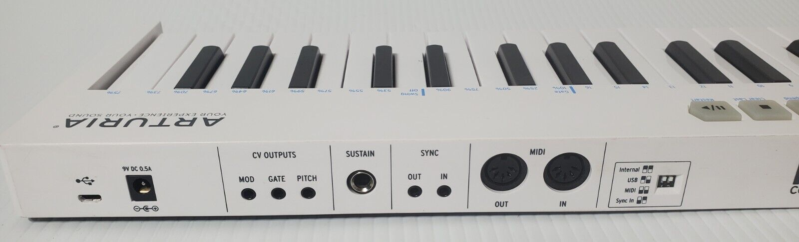 Arturia Keystep 32 Controller & Sequencer - White - Fresh Stock Dated February 2026