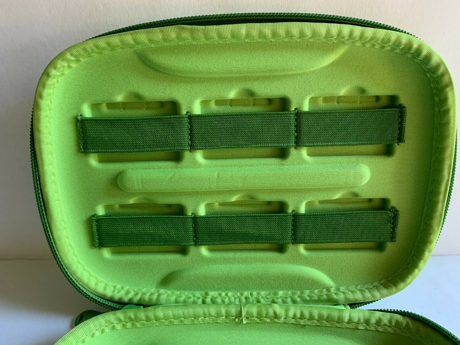 LeapFrog Carrying Case Green (for Leap Pad 2 & 3) - Fresh Stock Dated December 2025