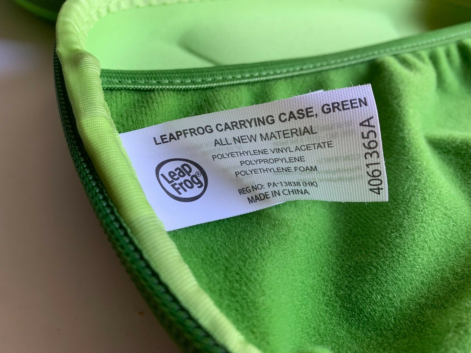 LeapFrog Carrying Case Green (for Leap Pad 2 & 3) - Fresh Stock Dated December 2025