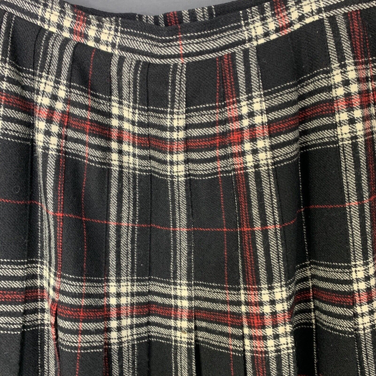 Vintage 70s Women’s Pendleton Black Red Tratan Pleated A Line Skirt Size 14 - Fresh Stock Dated March 2026