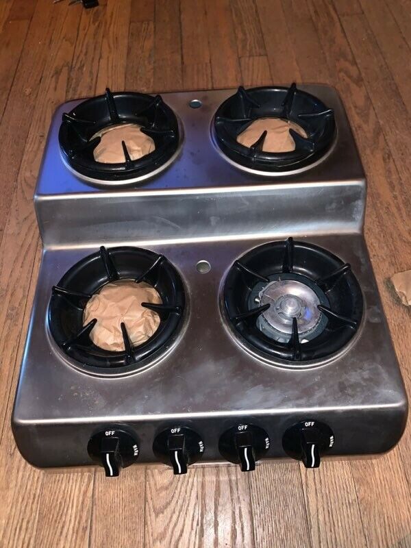 Vtg Silex Gas Top Range Model HGT-4 4 Bowl Grate Burner Bloomfield Industries - Fresh Stock Dated February 2026