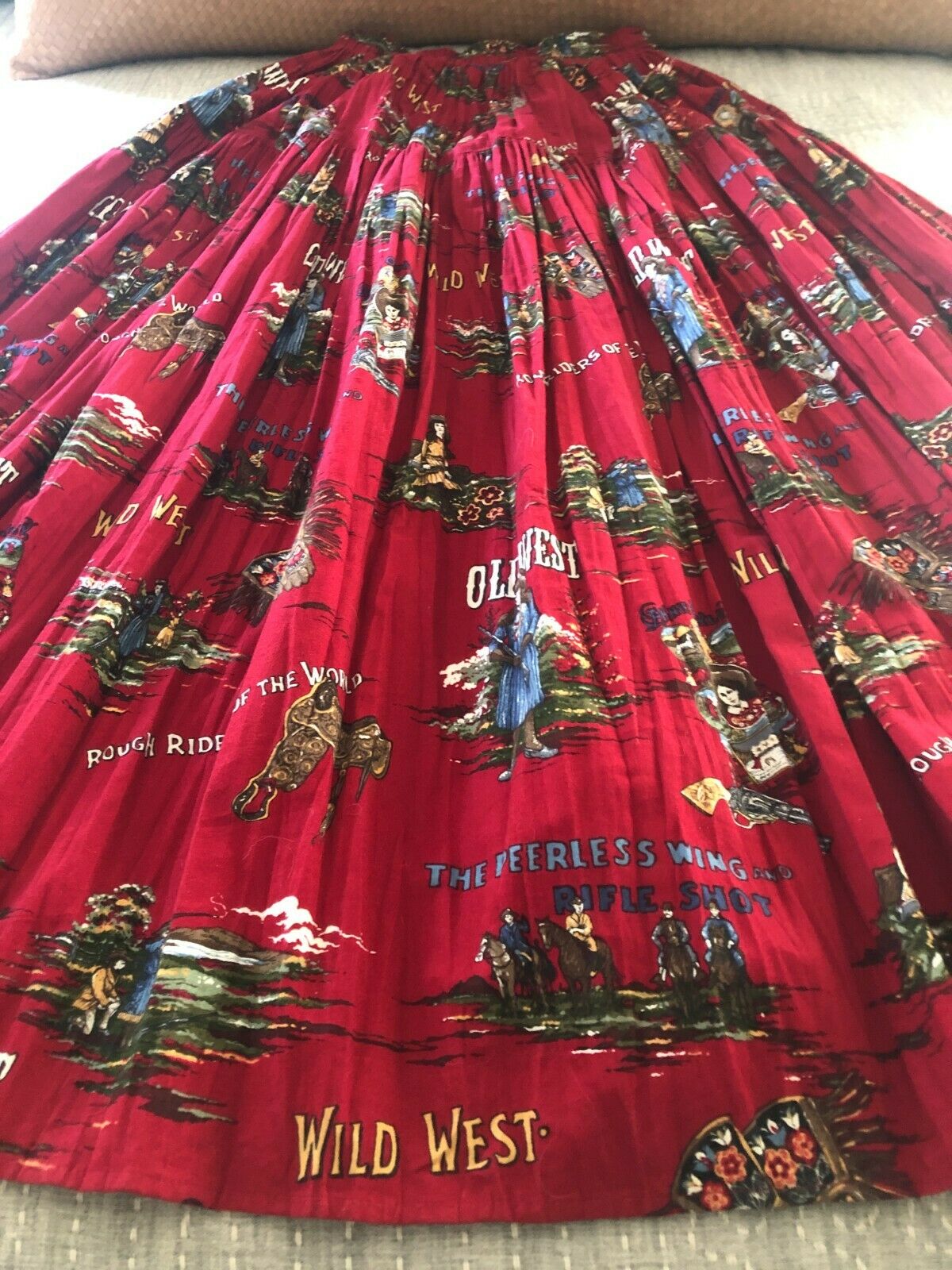 Vintage Sharon Young Skirt Size M Annie Oakley Wild West Gun Horse USA SOFT - Fresh Stock Dated February 2026