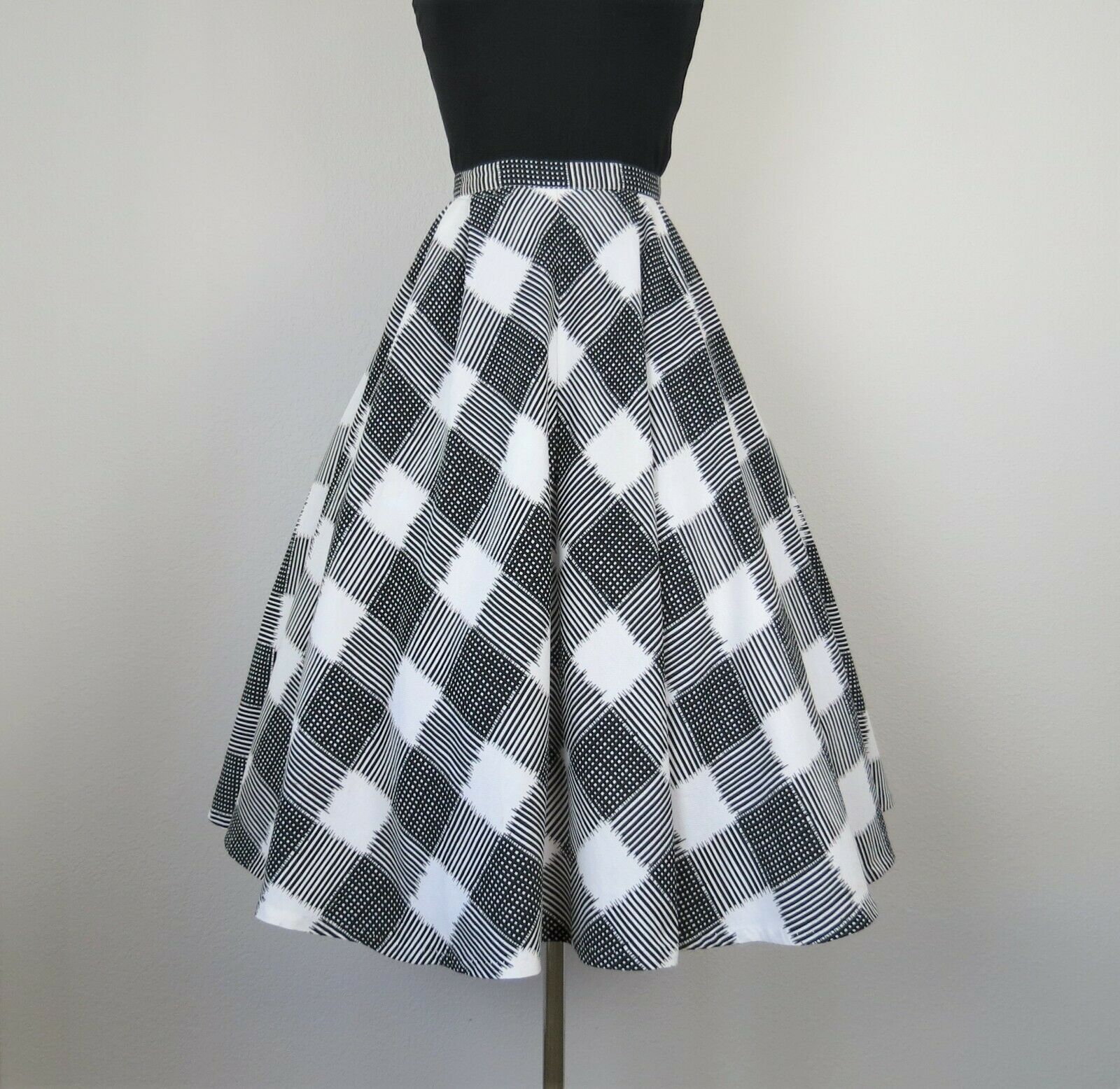 Vintage 1950s novelty print circle skirt, black and white, cotton, Graff, size x - Fresh Stock Dated February 2026