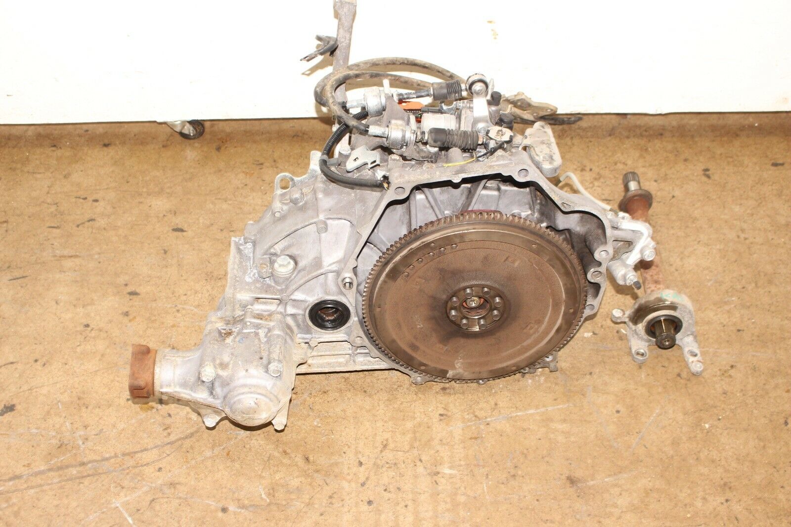 07 08 09 10 HONDA CRV 2.4L 6 SPEED AWD MANUAL TRANSMISSION 4WD JDM K24A TRANS - Fresh Stock Dated February 2026