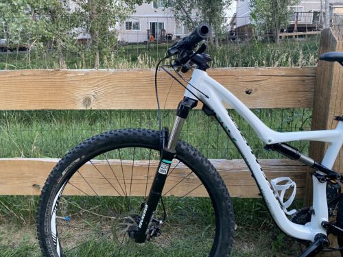 Specialized Rumor 29er (medium frame) MTB Full Suspension, Hydraulic Disc Brakes - Fresh Stock Dated February 2026
