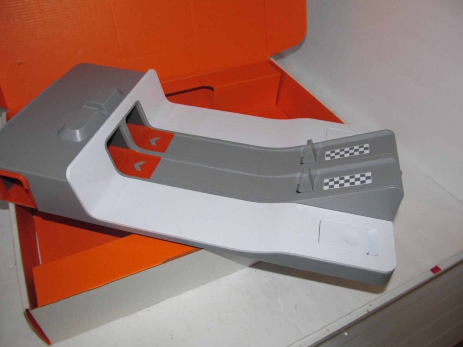 Osmo Hot Wheels Mindracers Base Launchpad Track & 32 Discs **NO CARS** in Box - Fresh Stock Dated February 2026