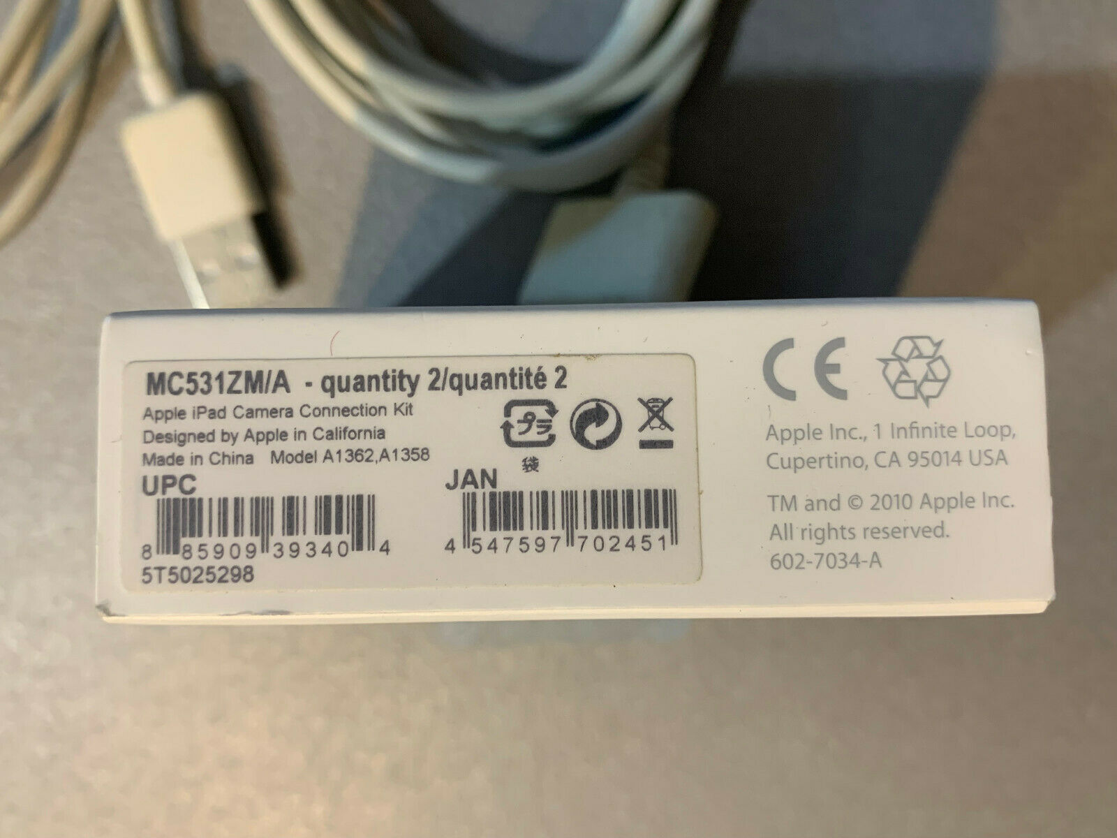 New Apple iPad Camera Connection Kit MC531ZM/A (A1362 & A1358) and 2 used Cables - Fresh Stock Dated February 2026