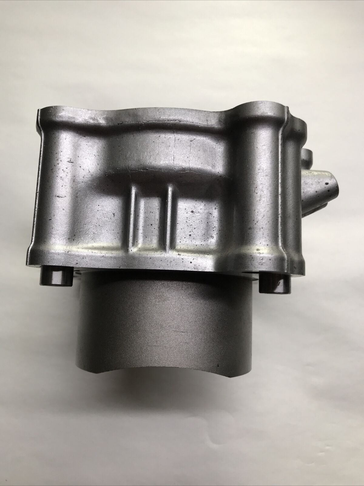 SUZUKI SV650S 99-9 SV650A 7-9 SV650 99-9 REAR CYLINDER PART # 11220-20F20-0F0 - Fresh Stock Dated February 2026
