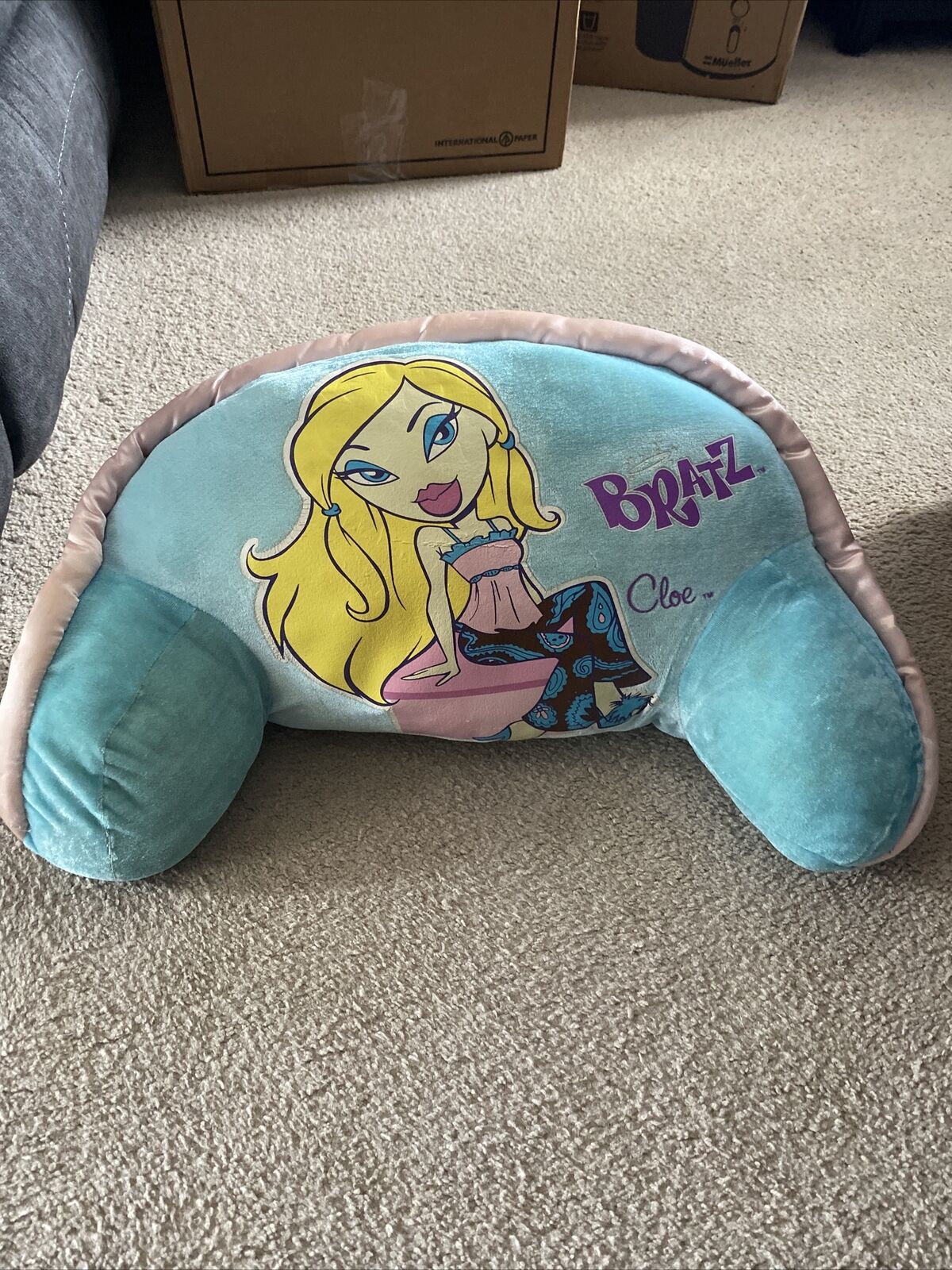 BRATZ CLOE BLUE HUSBAND PILLOW BEDDING VINTAGE SLIGHT CRACKING NO STAINS - Fresh Stock Dated February 2026