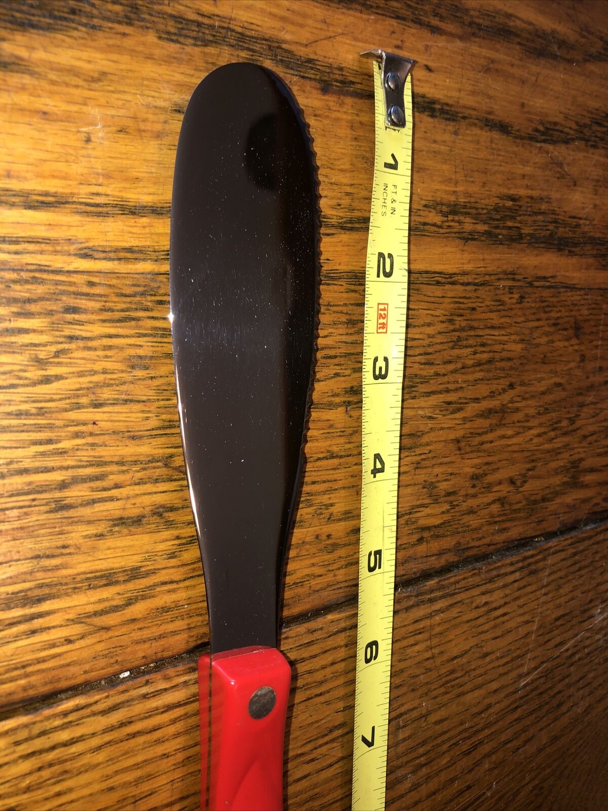 CUTCO 1768 SPREADER KNIFE SPATULA RED HANDLE ENGRAVED-NEW - Fresh Stock Dated December 2025