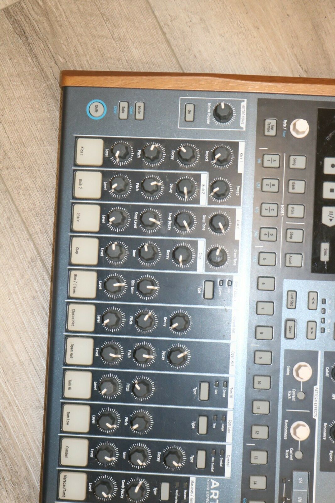 Arturia DrumBRUTE Analog Drum Synthesizer *Pre-owned*  FREE SHIPPING - Fresh Stock Dated February 2026