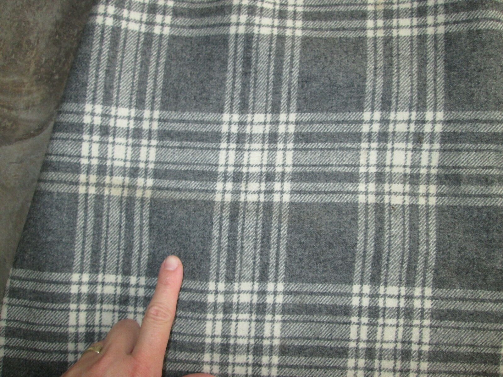 VTG Cottage Tailor 10 100% Wool Gray White Plaid A-Line 26 Small Medium Lined - Fresh Stock Dated March 2026