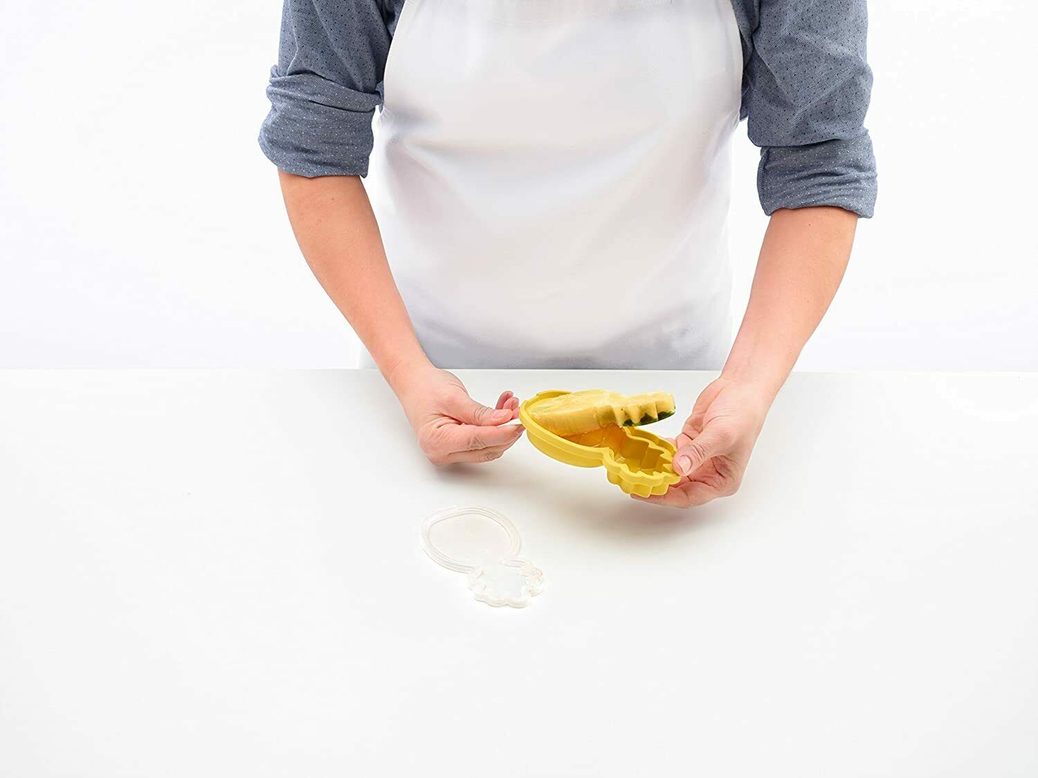 Lekue Tropical Fruit Ice Cream Pop Molds (4 Units), Multi - Fresh Stock Dated March 2026