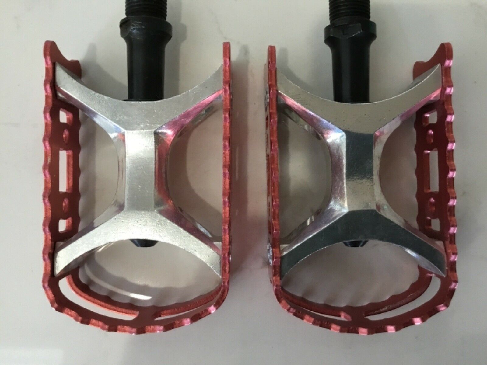 Suntour mp-1000 9/16 bmx pedals KKT cook bros hutch jmc - Fresh Stock Dated December 2025