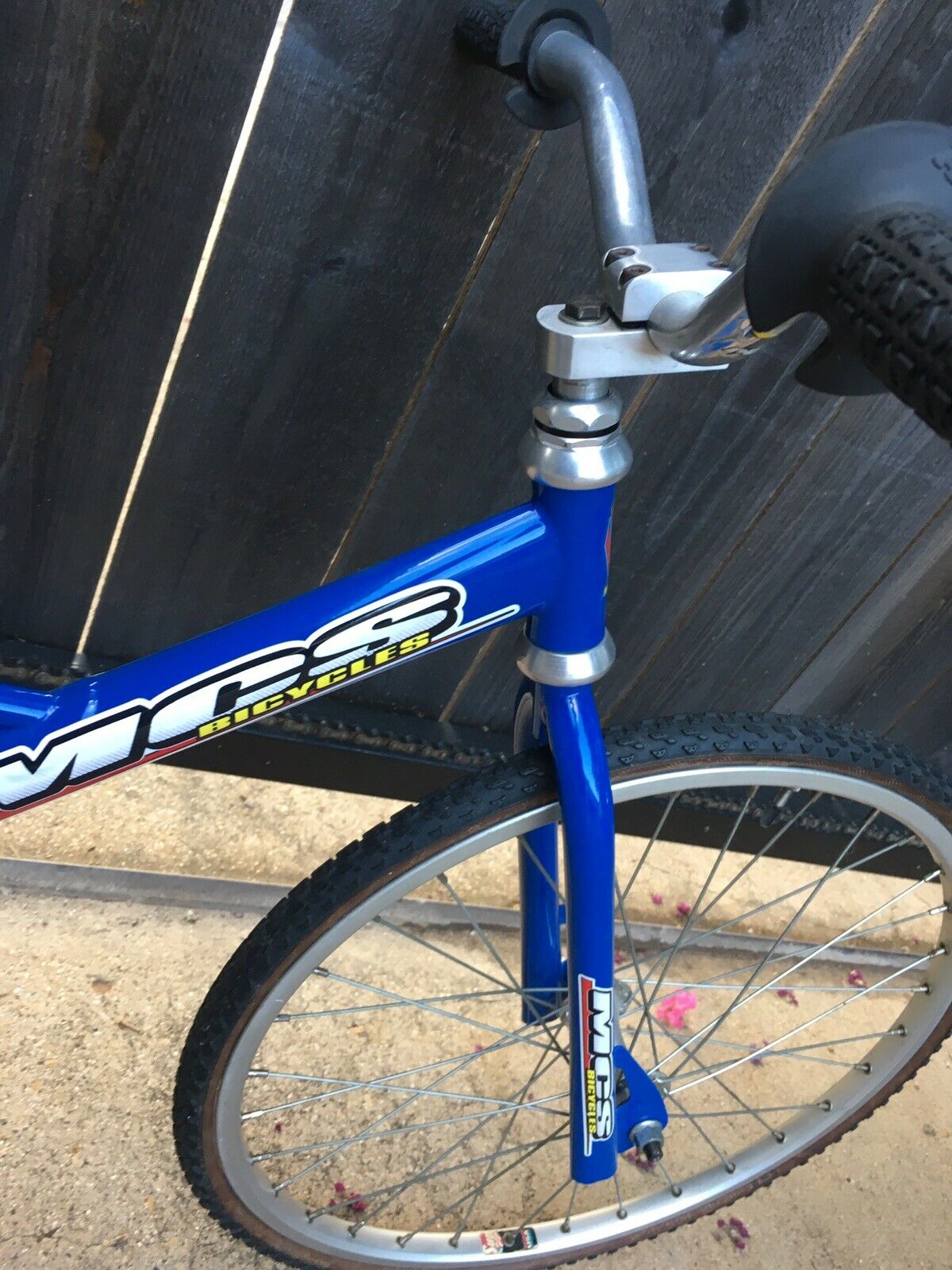 BMX  mini MCS. Mantis race bike - Fresh Stock Dated February 2026
