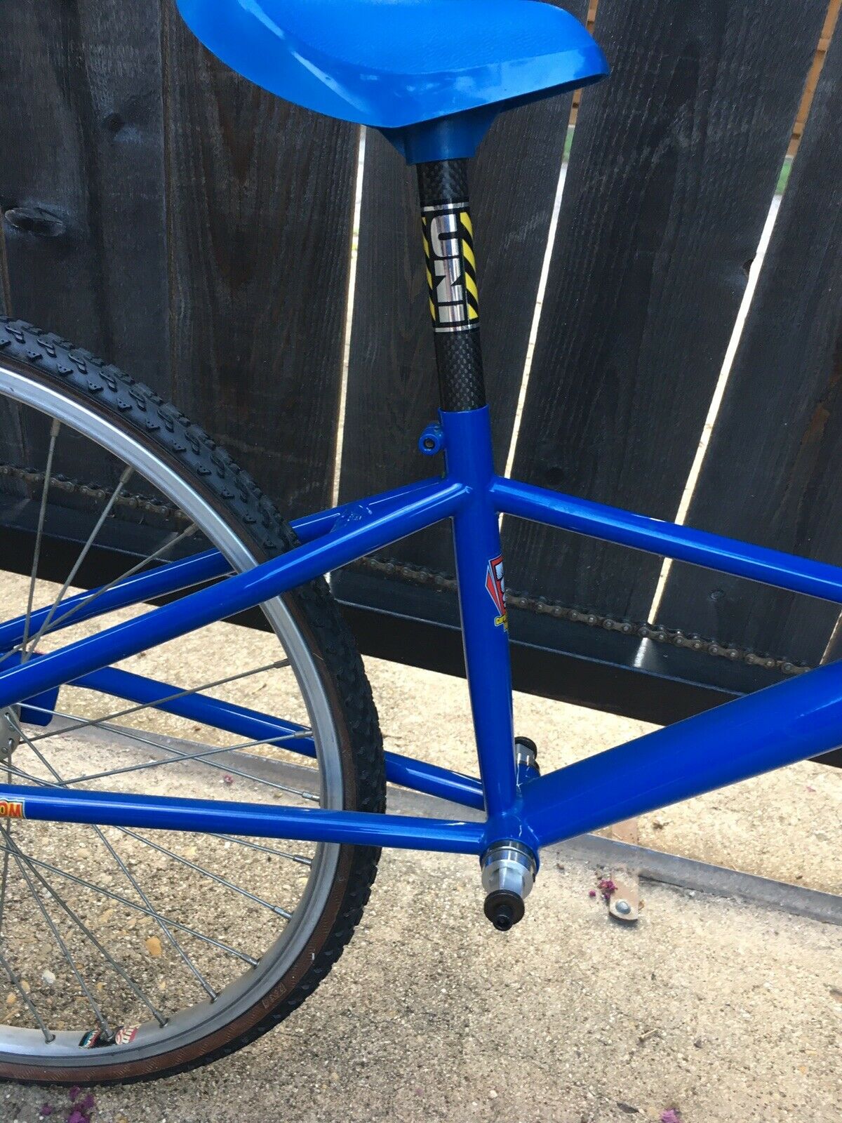 BMX  mini MCS. Mantis race bike - Fresh Stock Dated February 2026