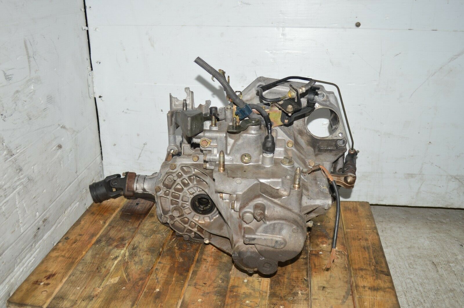 JDM HONDA CRV 97 98 99 2000 2001 B20B 5 SPEED AWD MANUAL TRANSMISSION M/T TRANS - Fresh Stock Dated December 2025