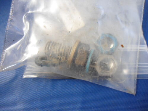 910841, 982576, 909981, Steering Pump and Bracket, 1982 OMC 3.8L, 382SPMRCNG - Fresh Stock Dated February 2026